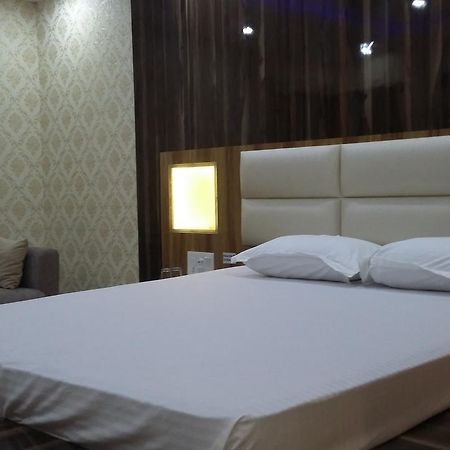 Hotel Crystal International Дханбад Экстерьер фото